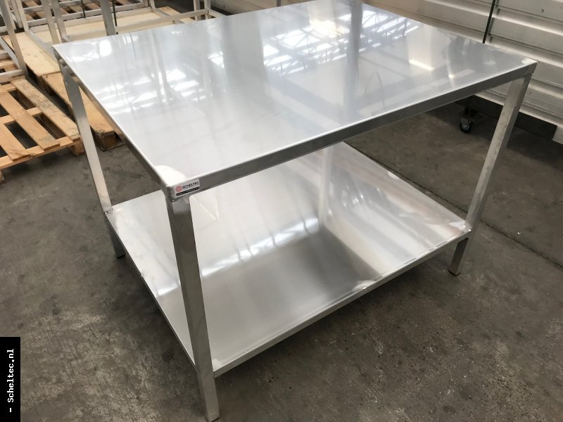 Tafel met aluminium frame en werkblad - Foto 1