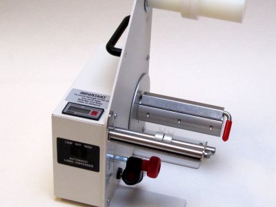 Semi-automatische etikettendispenser met fotocel (Tafelmodel). - Foto 3