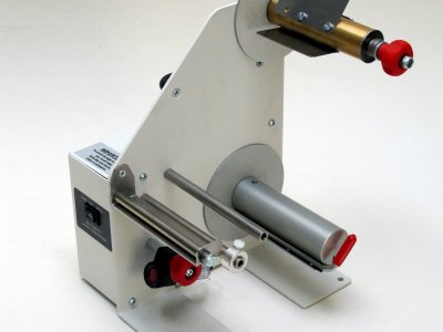 Semi-automatische etikettendispenser met fotocel (Tafelmodel). - Foto 4
