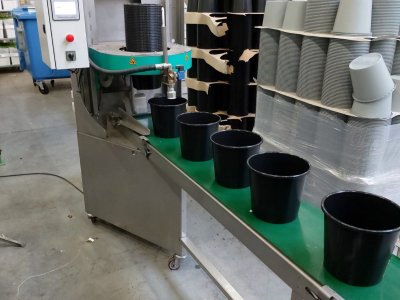 AquaMatic emmervuller met transportband voor ronde emmers - Foto 11