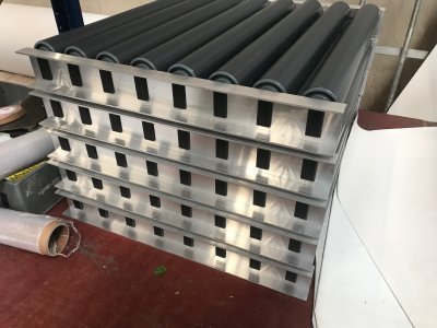 Scheltec-rollenbaan OP MAAT GEMAAKT van aluminium met kunstof rollen en RVS-lagers  - Foto 9